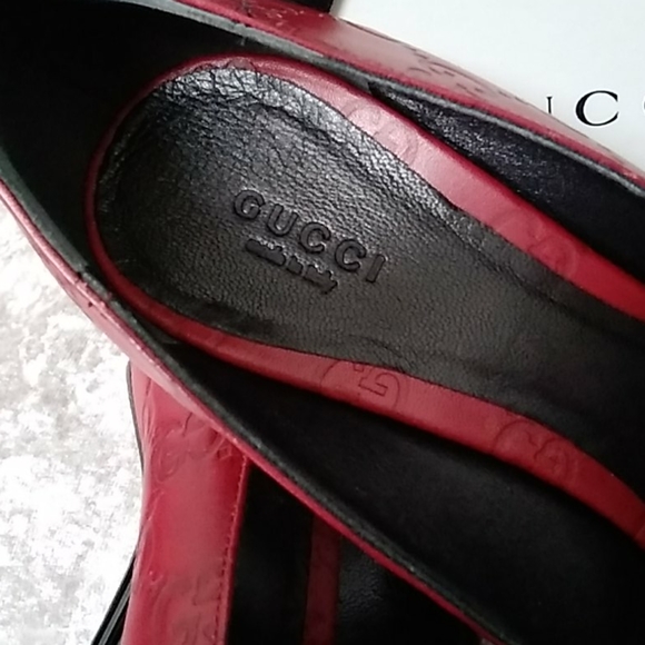 Gucci Heels - Picture 4 of 7